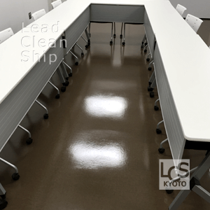 会議室・ワックス仕上げ