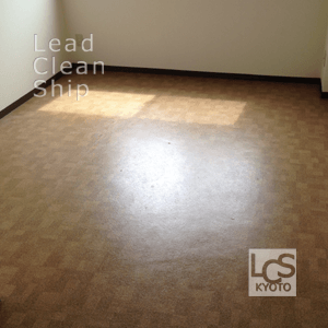 老人ホームの汚れた部屋