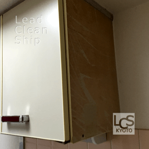 キッチン化粧板の補修前