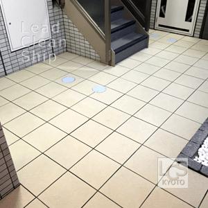 マンション共用階段の洗浄作業後