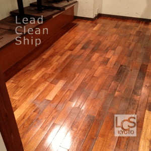 居抜き店舗の床ワックスがけ