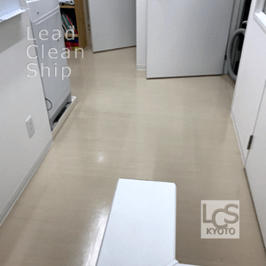 動物病院の床清掃後