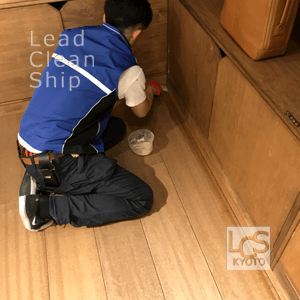 オイルワックス塗布・隅処理作業