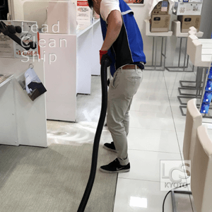 携帯ショップカーペット洗浄２