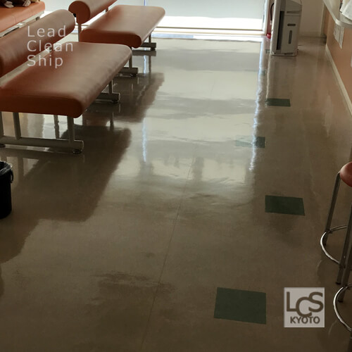 耳鼻科様ワックスがけ後