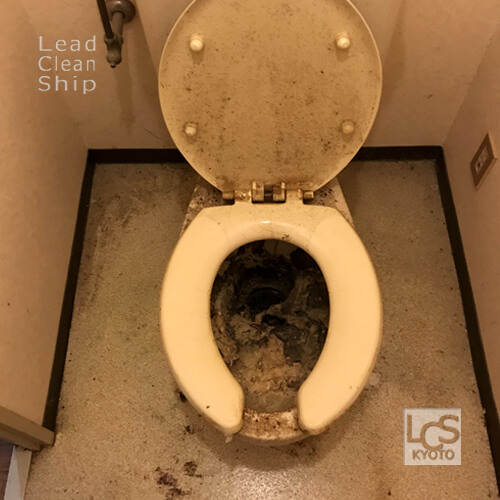 極度汚れトイレ