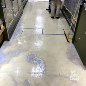 ワックス剥離汚水回収