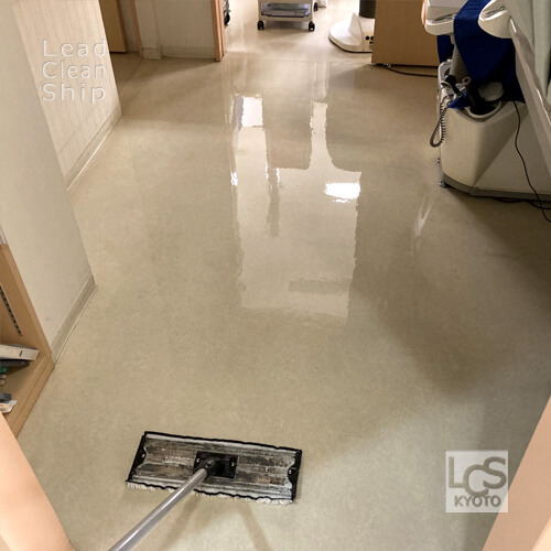 京都の歯科眼科さま床ワックス