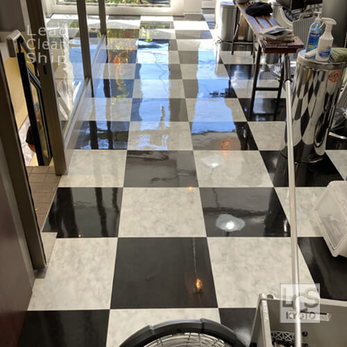 中京区の美容室さま床ワックス２