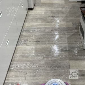 販売店舗さま床洗浄