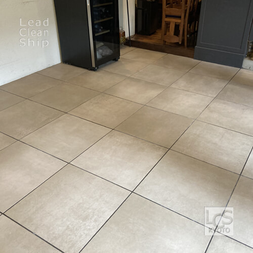 飲食店磁器タイルの洗浄後2