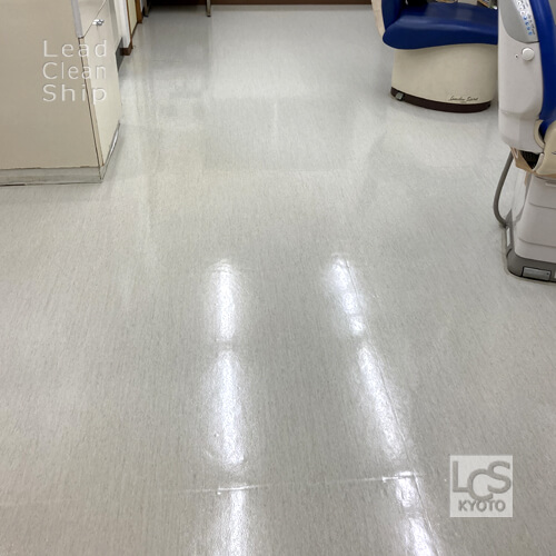 右京区の歯科医院さま床剥離後