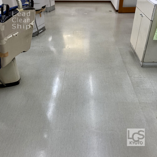 右京区の歯科医院さま床剥離前２