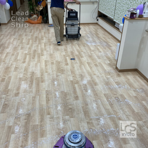 北区の福祉施設さま床洗浄３