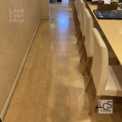 レストラン床洗浄前２