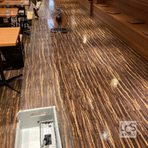 錦市場の飲食店さま床洗浄ワックス施工１
