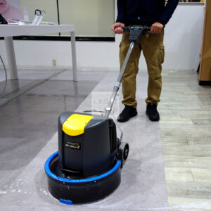 携帯ショップさま：床ポリッシャー洗浄