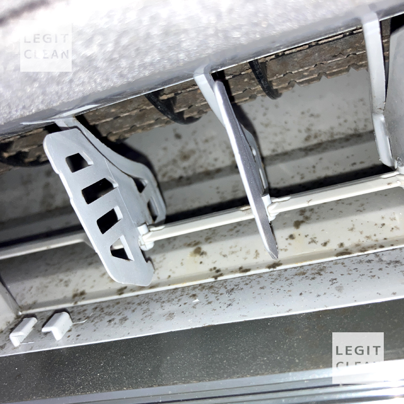 ダイキン薄型エアコン・リソラの風口内部